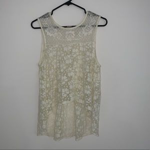 Lace cream hi-lo top